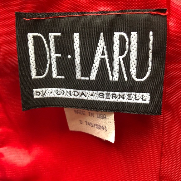 C H R I S T M A S !! Stunning NEW RED gown - Picture 9 of 9